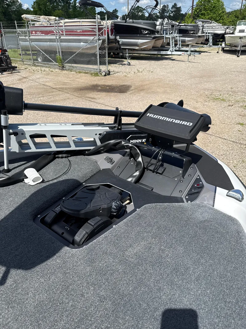 Slide: The Image of Skeeter ZXR19 2025 - 19