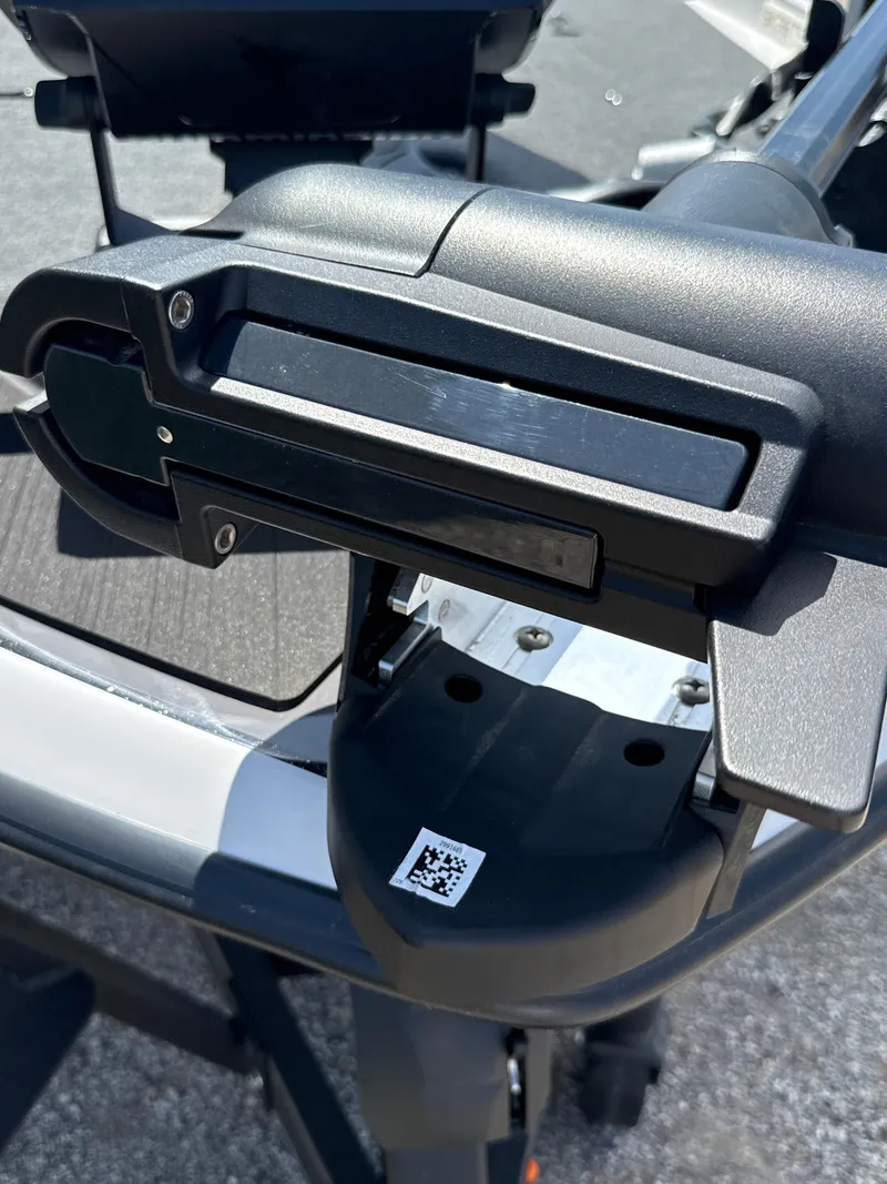 Slide: The Image of Skeeter ZXR19 2025 - 22