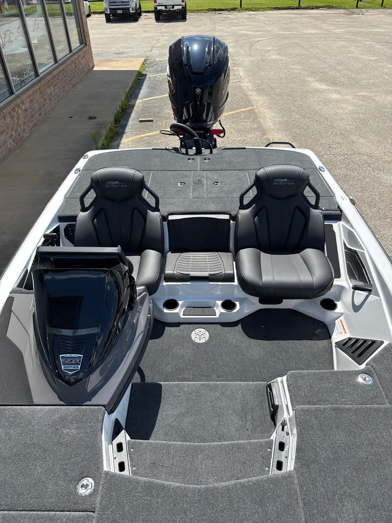 Slide: The Image of Skeeter ZXR19 2025 - 27