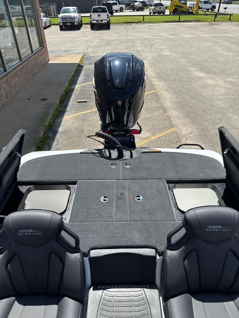 Slide: The Image of Skeeter ZXR19 2025 - 29