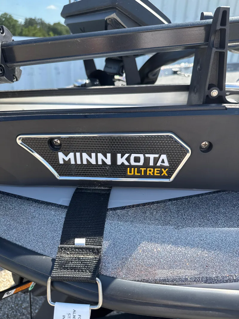 Slide: The Image of Skeeter ZXR20 2025 - 22