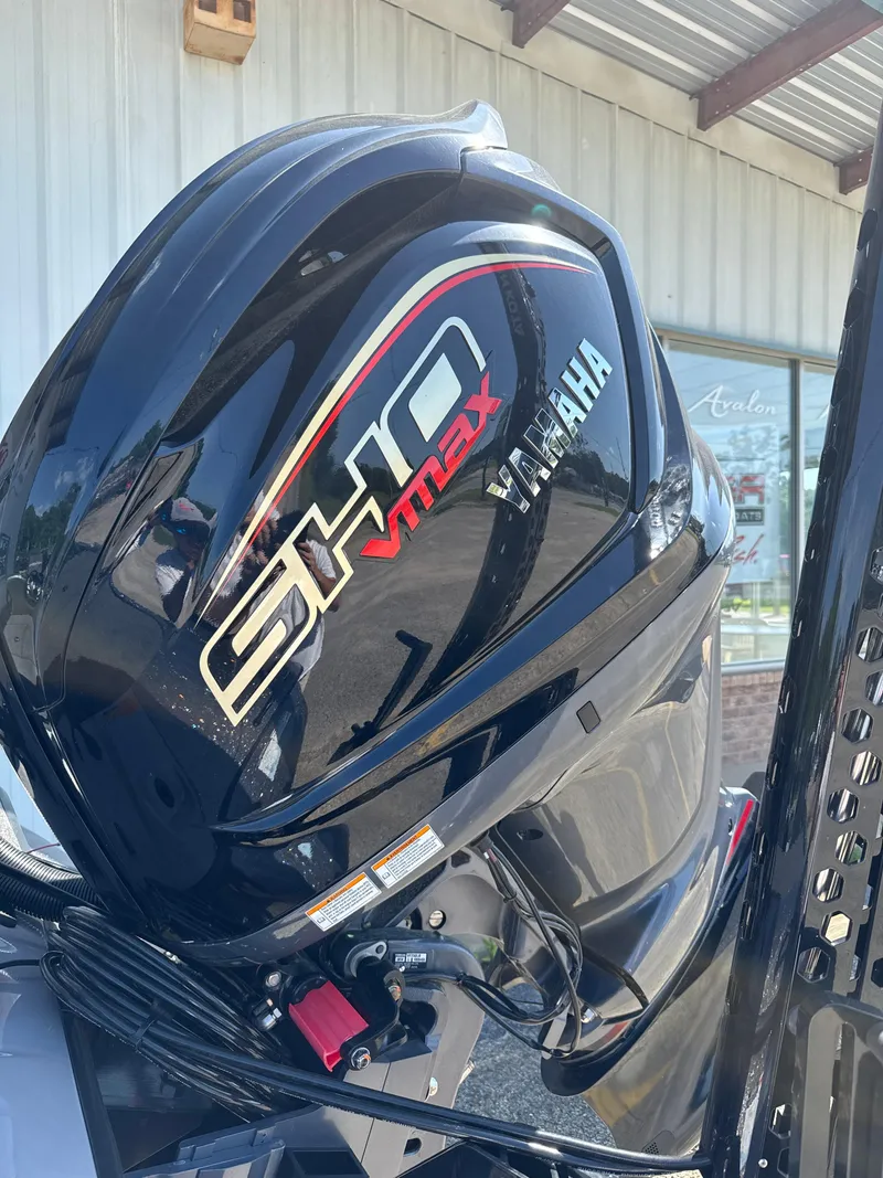 Slide: The Image of Skeeter ZXR20 2025 - 9