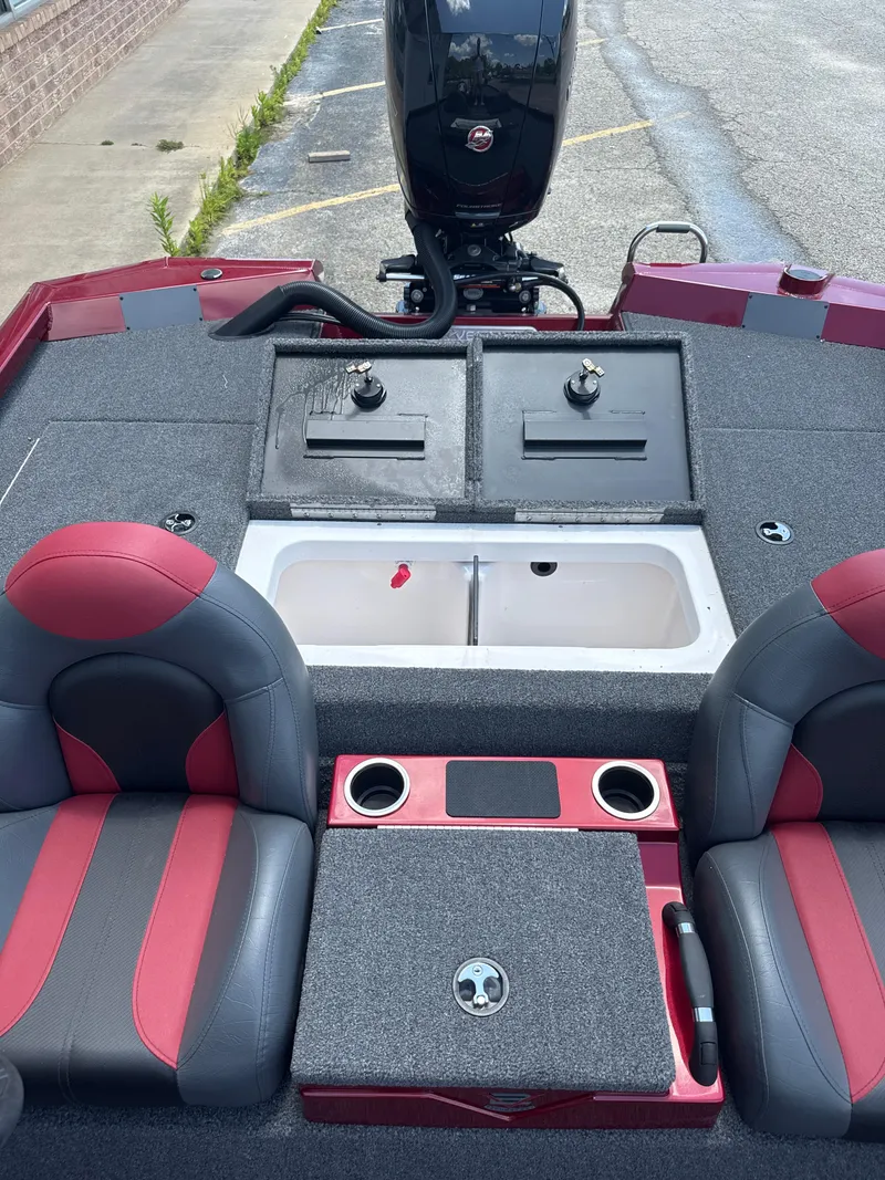 Slide: The Image of Vexus AVX1980 2025 - 30