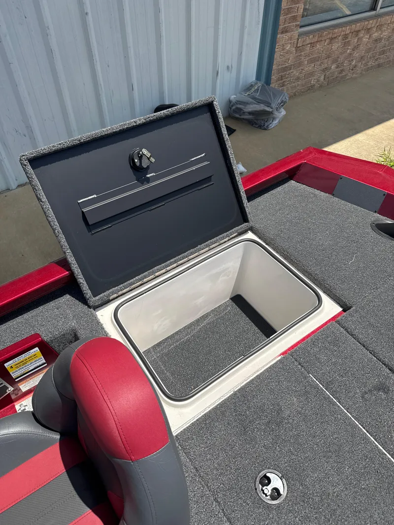 Slide: The Image of Vexus AVX1980 2025 - 32