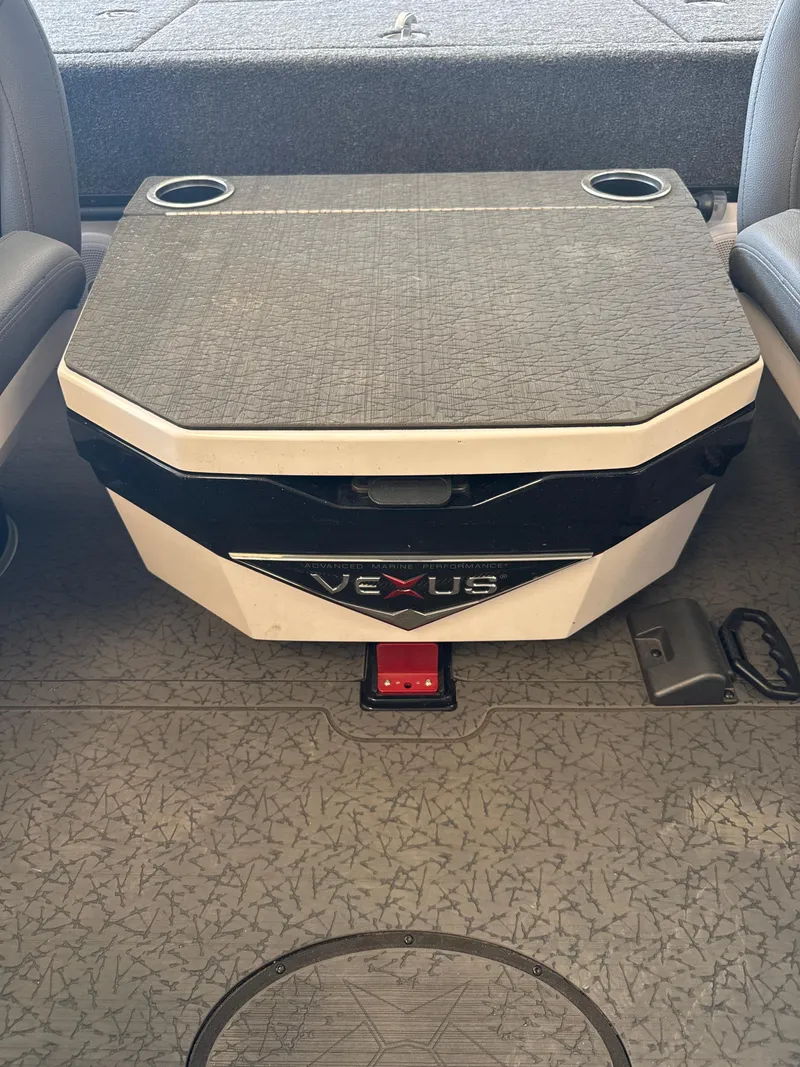 Slide: The Image of Vexus VXS21 2025 - 31