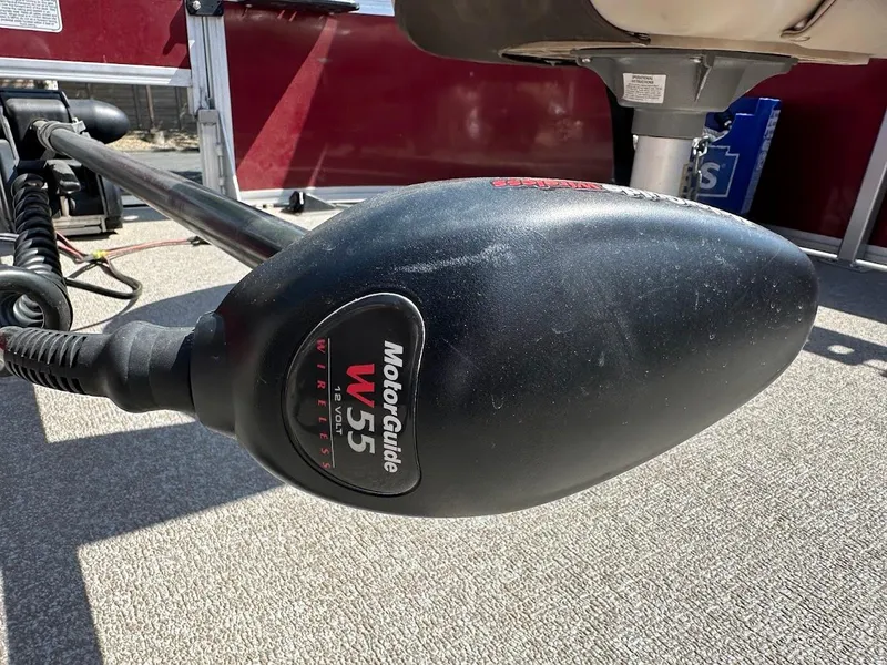 Slide: The Image of MotorGuide W55 trolling motor on 2019 Sun Tracker Bass Buggy 18 DLX boat. - 13