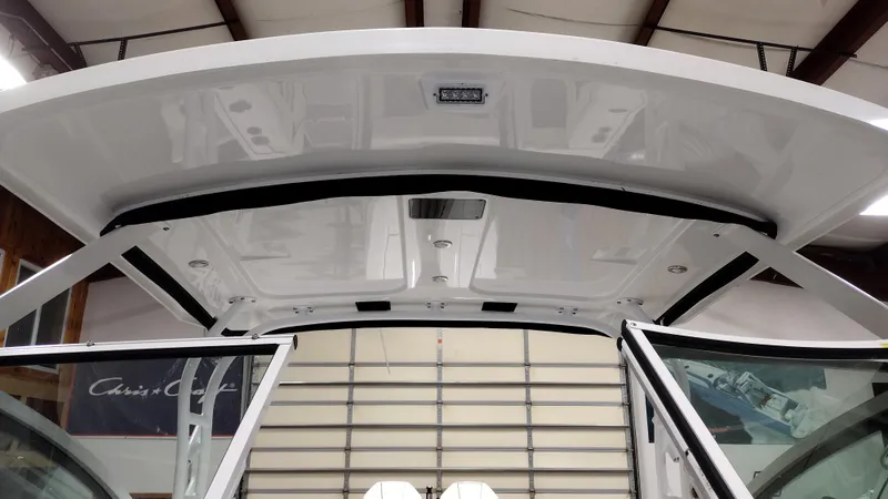 Slide: The Image of Blackfin 272DC 2022 - 35