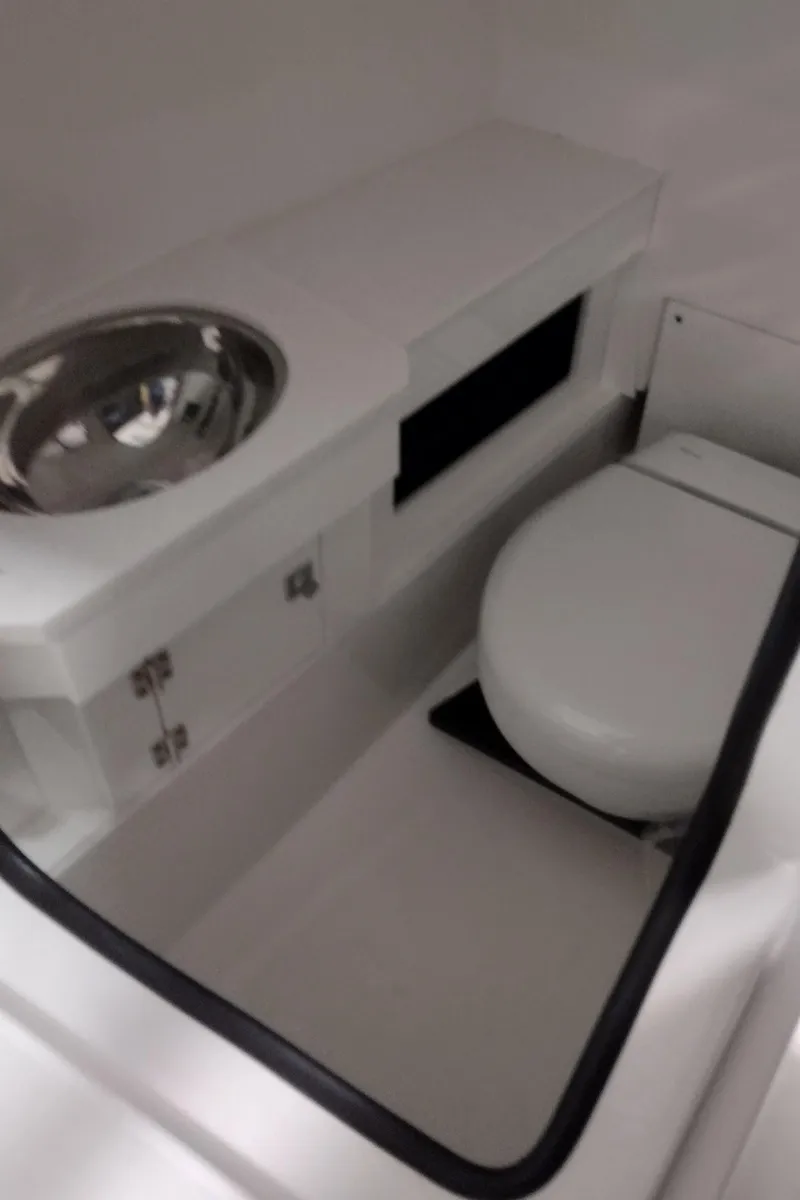 Slide: The Image of Blackfin 272DC 2022 - 45