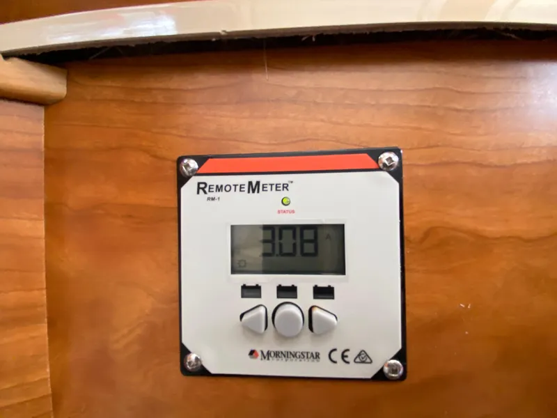 Slide: The Image of Remote meter display on 2017 Cutwater C-28 boat, showing 30.8 amps. - 31