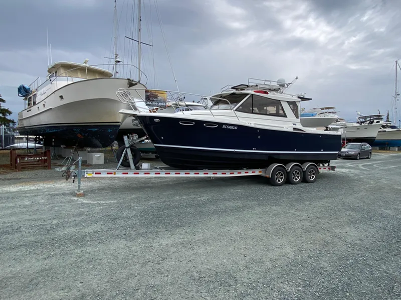 Slide: The Image of Cutwater C-28 2017 - 51