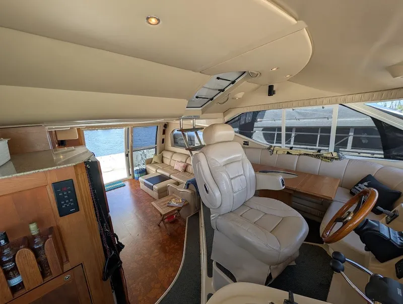 Slide: The Image of Cruisers Yachts 5000 Sport Sedan 2003 - 62