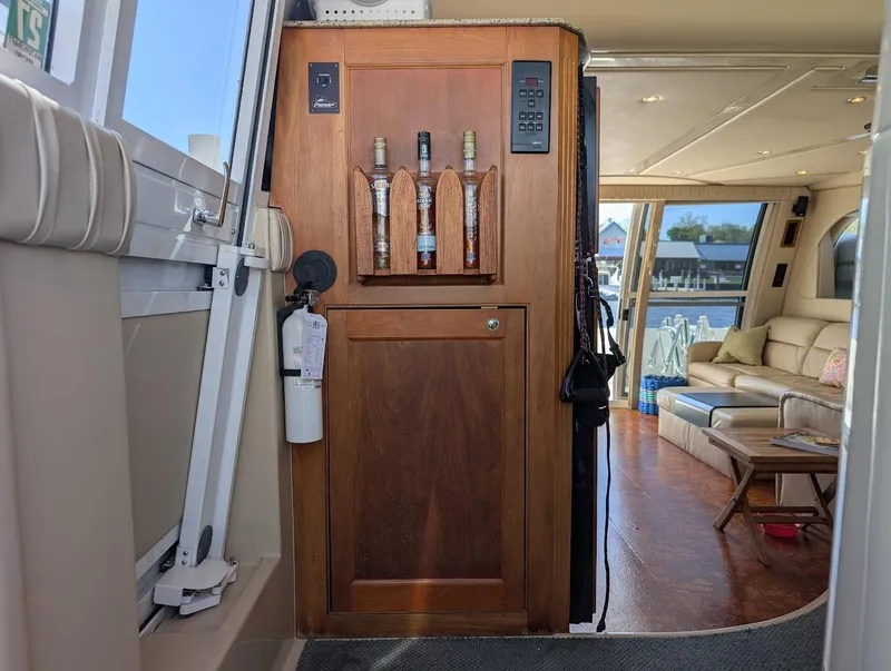 Slide: The Image of Cruisers Yachts 5000 Sport Sedan 2003 - 63