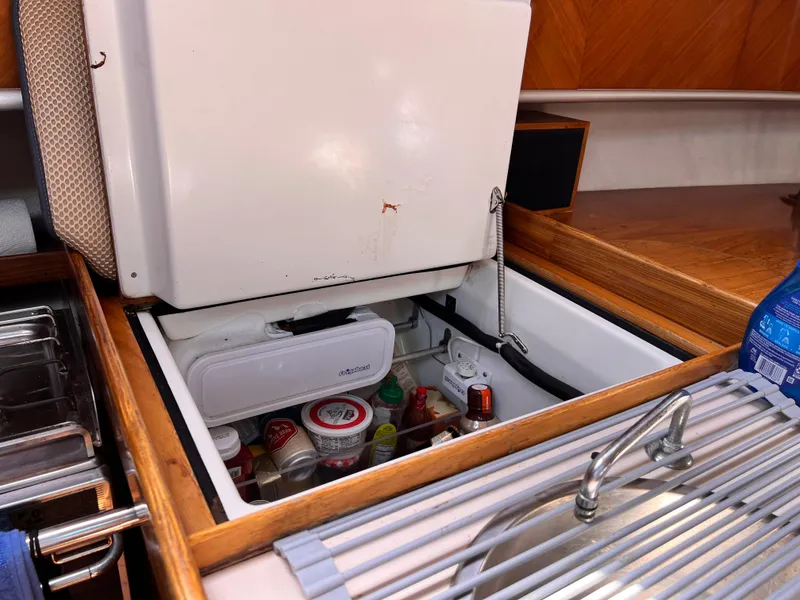 Slide: The Image of Beneteau First 41S5 1990 - 53