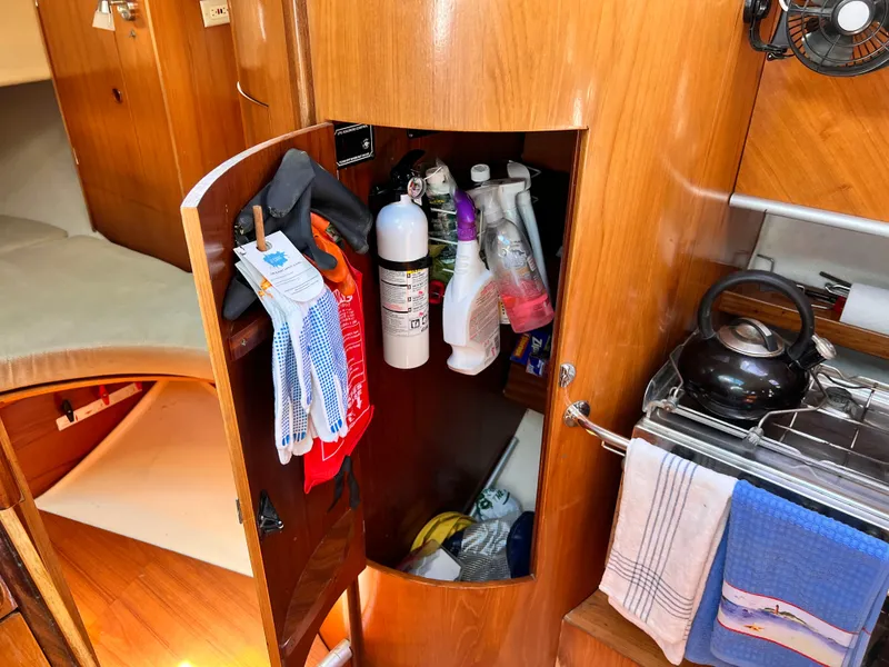 Slide: The Image of Beneteau First 41S5 1990 - 57