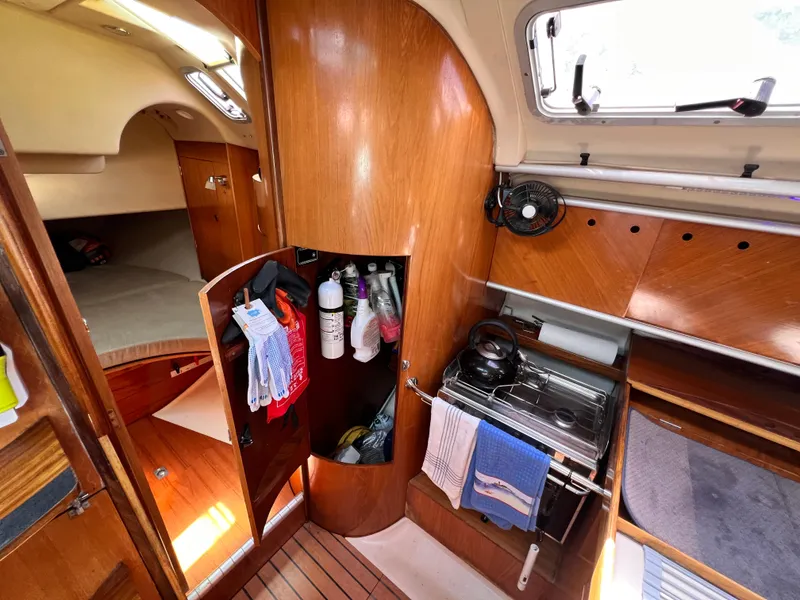 Slide: The Image of Beneteau First 41S5 1990 - 58