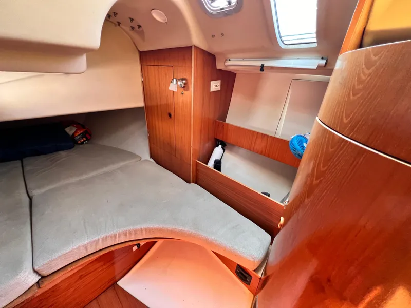 Slide: The Image of Beneteau First 41S5 1990 - 60