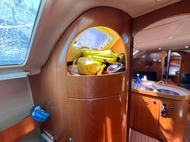 Slide: The Image of Beneteau First 41S5 1990 - 63