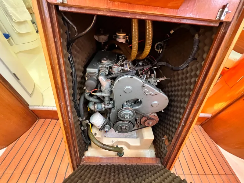 Slide: The Image of Beneteau First 41S5 1990 - 73