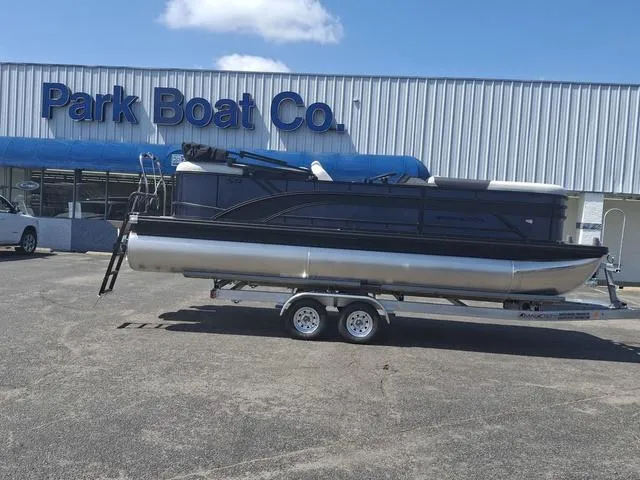 Slide: The Image of Bennington S Quad Bench 22 SSR 2025 - 1