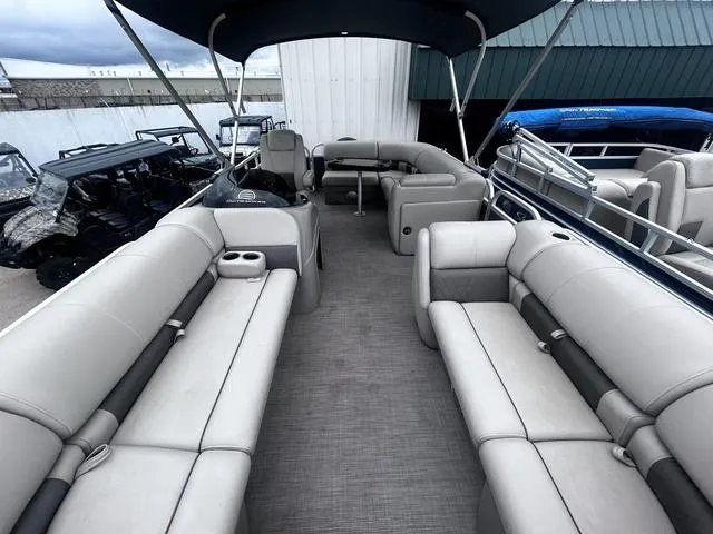 Slide: The Image of 2022 Sun Tracker PARTY BARGE® 20 DLX pontoon boat with spacious seating and canopy. - 11