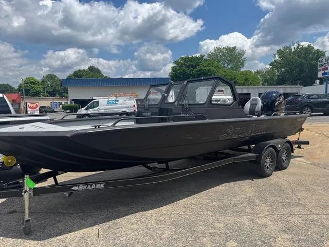 Slide: The Image of SeaArk Procat 240 - Yamaha 250 SHO 2025 - 1