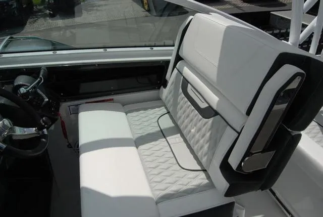 Slide: The Image of Blackfin 302DC 302 DC 302 Dual Console 2024 - 17