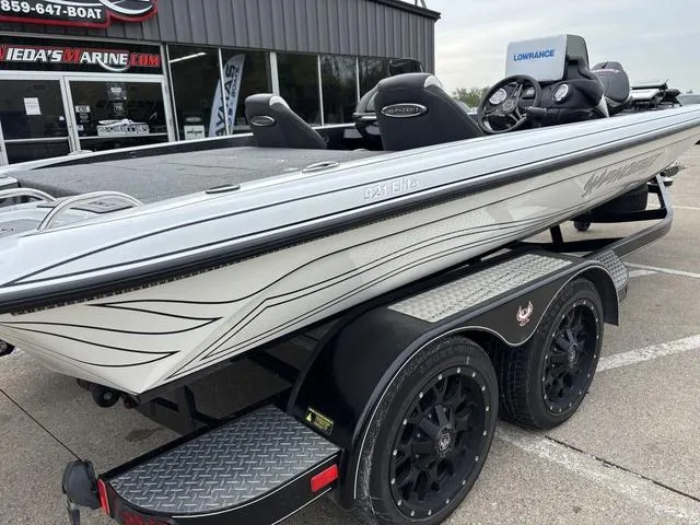 Slide: The Image of 2020 Phoenix 920 Elite boat on trailer outside dealership. - 8