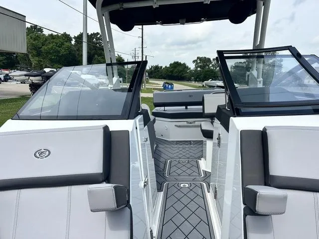 Slide: The Image of Cobalt R6 2025 - 14