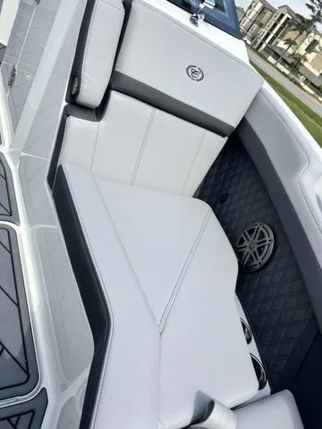 Slide: The Image of Cobalt R6 2025 - 19