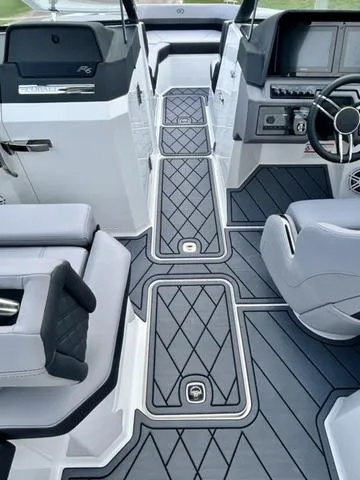 Slide: The Image of Cobalt R6 2025 - 26