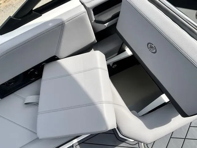 Slide: The Image of Cobalt R6 2025 - 38