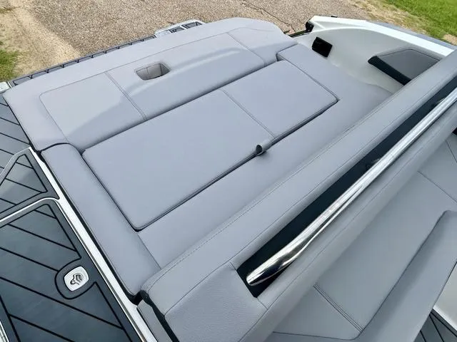 Slide: The Image of Cobalt R6 2025 - 46