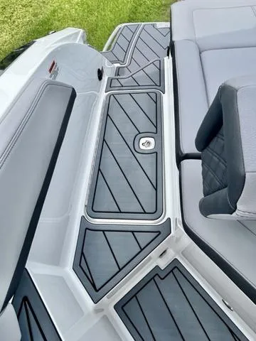 Slide: The Image of Cobalt R6 2025 - 47