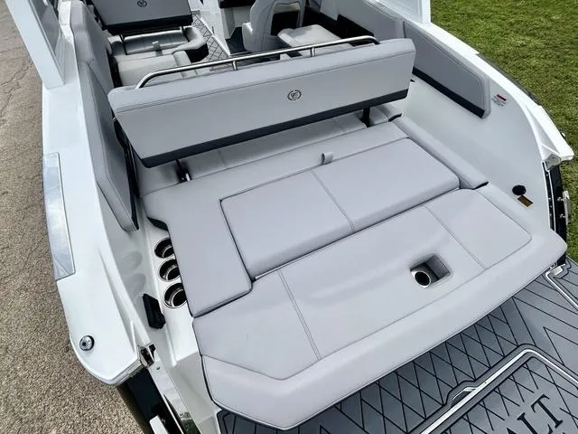 Slide: The Image of Cobalt R6 2025 - 48