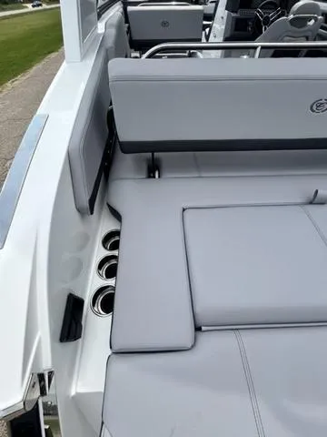 Slide: The Image of Cobalt R6 2025 - 50