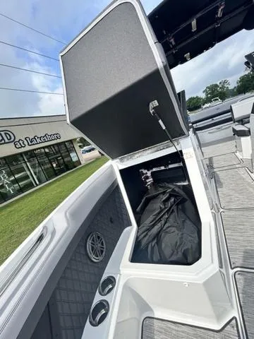 Slide: The Image of Cobalt R8 2025 - 20