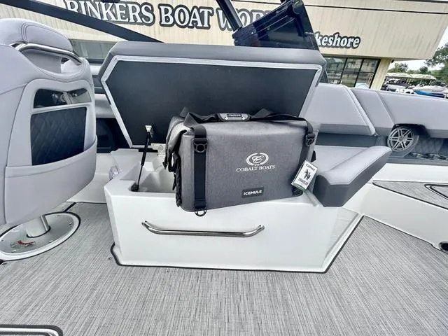 Slide: The Image of Cobalt R8 2025 - 38