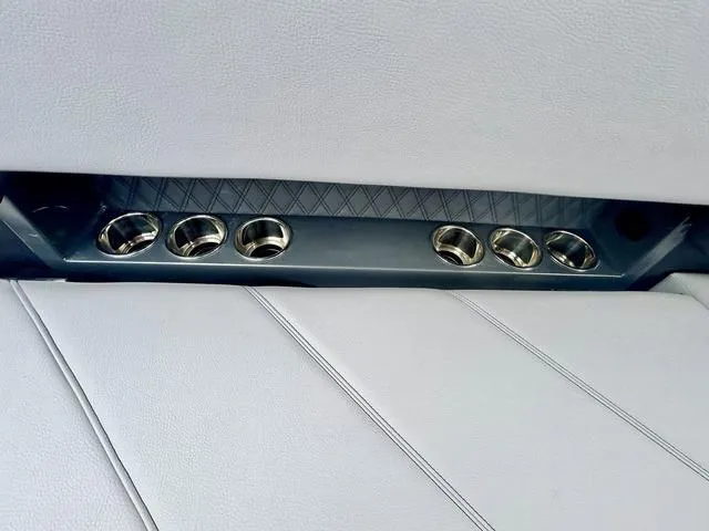 Slide: The Image of Cobalt R8 2025 - 44