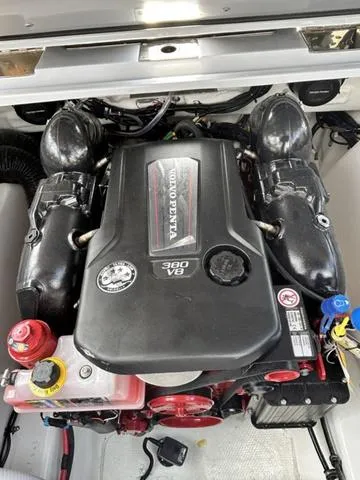 Slide: The Image of Cobalt R6 Surf 2025 - 56