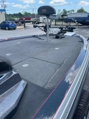 Slide: The Image of Ranger Z521L 2018 - 8