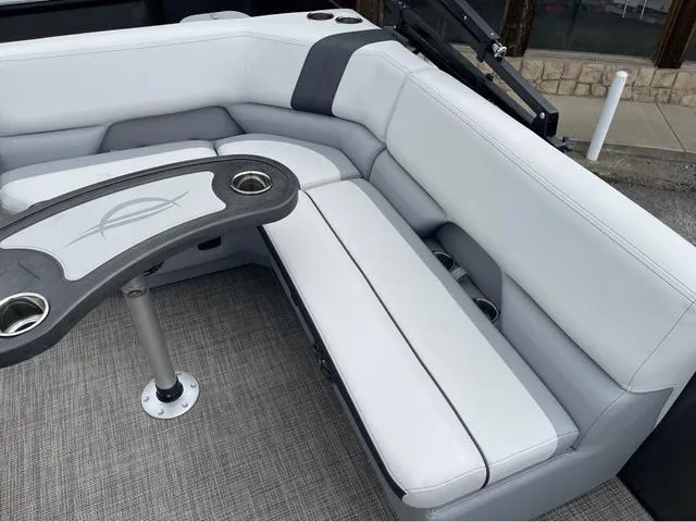 Slide: The Image of G3 Select 20F 2025 - 10