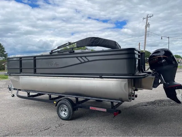 Slide: The Image of G3 Select 20F 2025 - 4