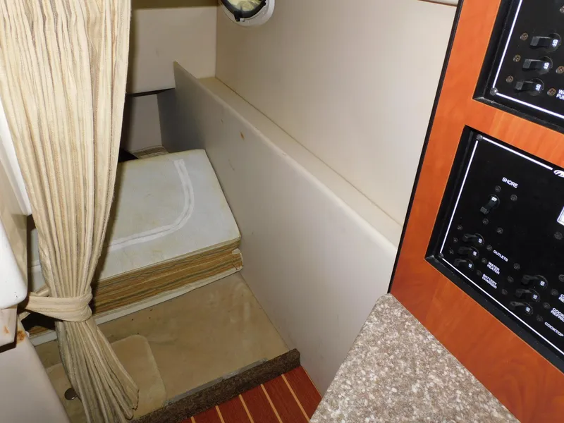 Slide: The Image of Monterey 260 SCR 2011 - 109