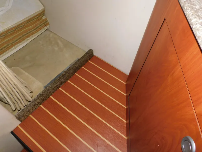 Slide: The Image of Monterey 260 SCR 2011 - 113