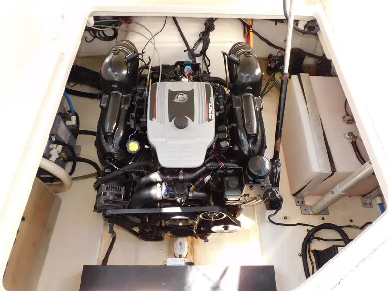 Slide: The Image of Monterey 260 SCR 2011 - 121