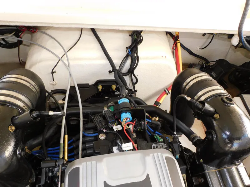 Slide: The Image of Monterey 260 SCR 2011 - 124