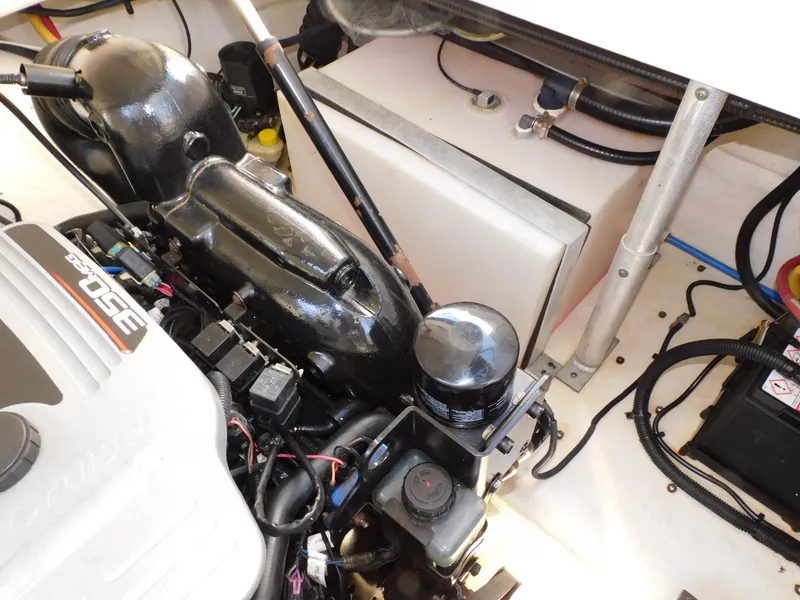 Slide: The Image of Monterey 260 SCR 2011 - 126