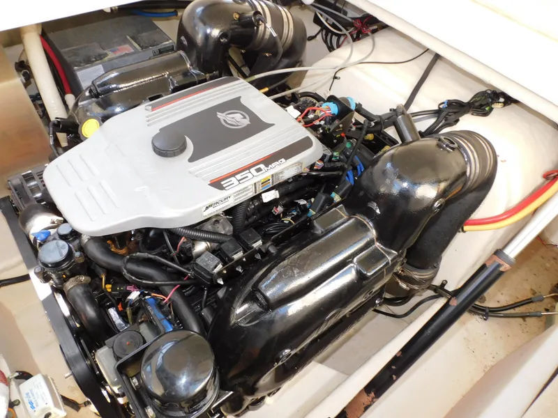 Slide: The Image of Monterey 260 SCR 2011 - 131