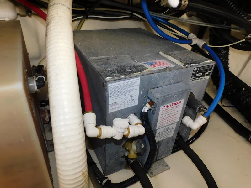 Slide: The Image of Monterey 260 SCR 2011 - 140