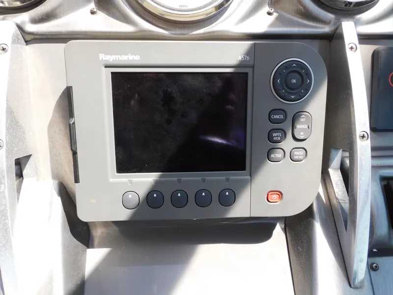 Slide: The Image of Monterey 260 SCR 2011 - 68